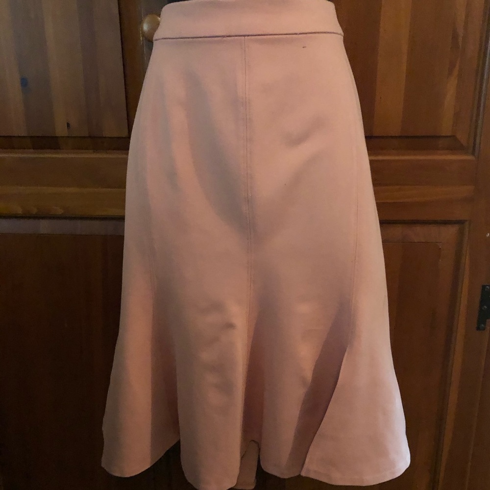 Versona skirt salmon color size 16